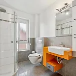 펜션 Modernes Ferienhaus, Sauna & Partyraum Zubuchbar