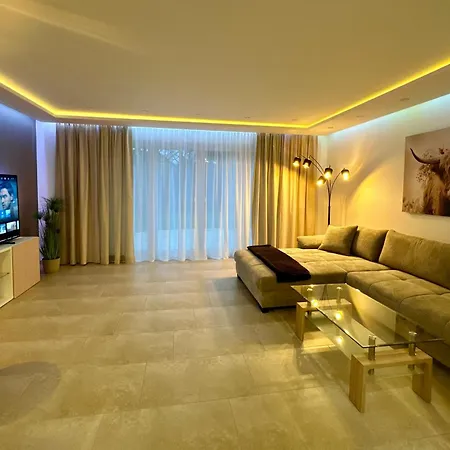 Modernes Ferienhaus, Sauna & Partyraum Zubuchbar Prázdninový dům