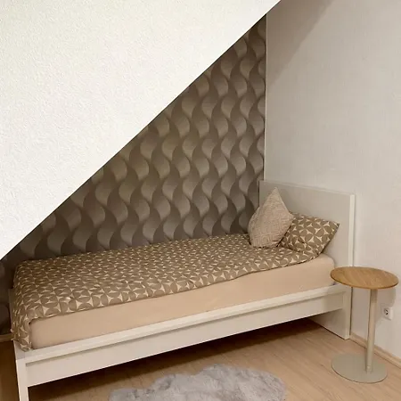 Modernes Ferienhaus, Sauna & Partyraum Zubuchbar Prázdninový dům Neuss
