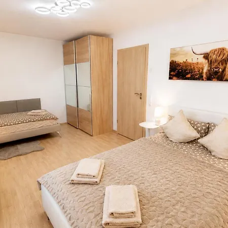 Modernes Ferienhaus, Nahe Düsseldorf, Sauna Optional, 160qm *