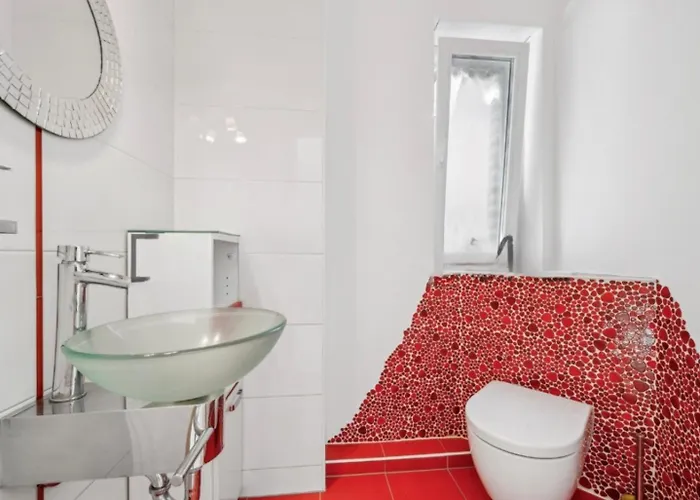 Vakantiehuis Modernes Ferienhaus, Nahe Duesseldorf, Sauna Optional, 160qm Neuss