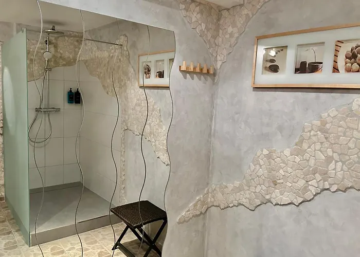 Vakantiehuis Modernes Ferienhaus, Nahe Duesseldorf, Sauna Optional, 160qm *